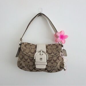 🧸 2006 Coach white & brown mini soho bag 🧸